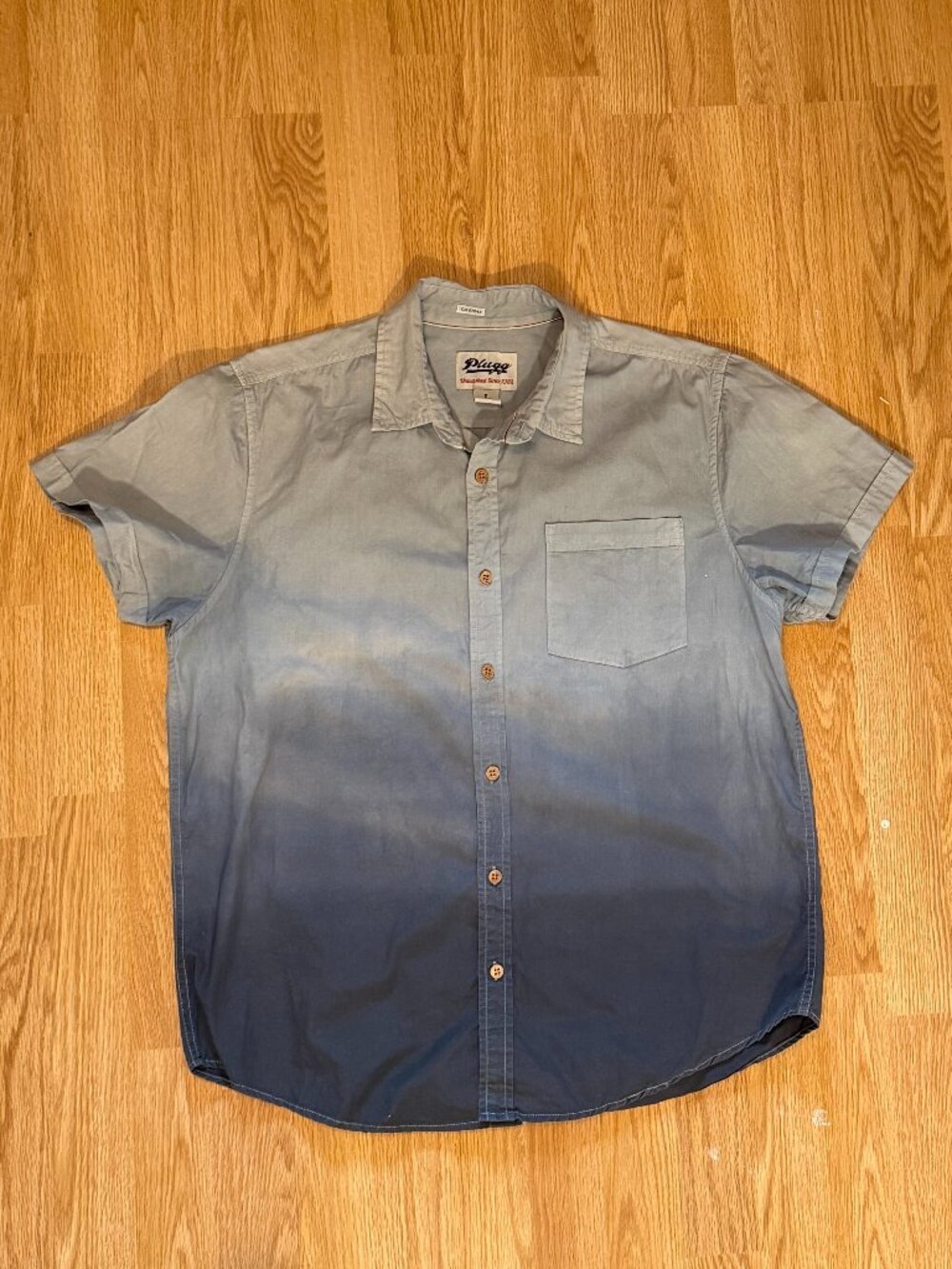 Men's button up short sleeve shirt